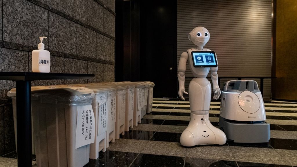 Japón... Robots en hoteles reciben a los enfermos Japón... Robots en hoteles reciben a los enfermos