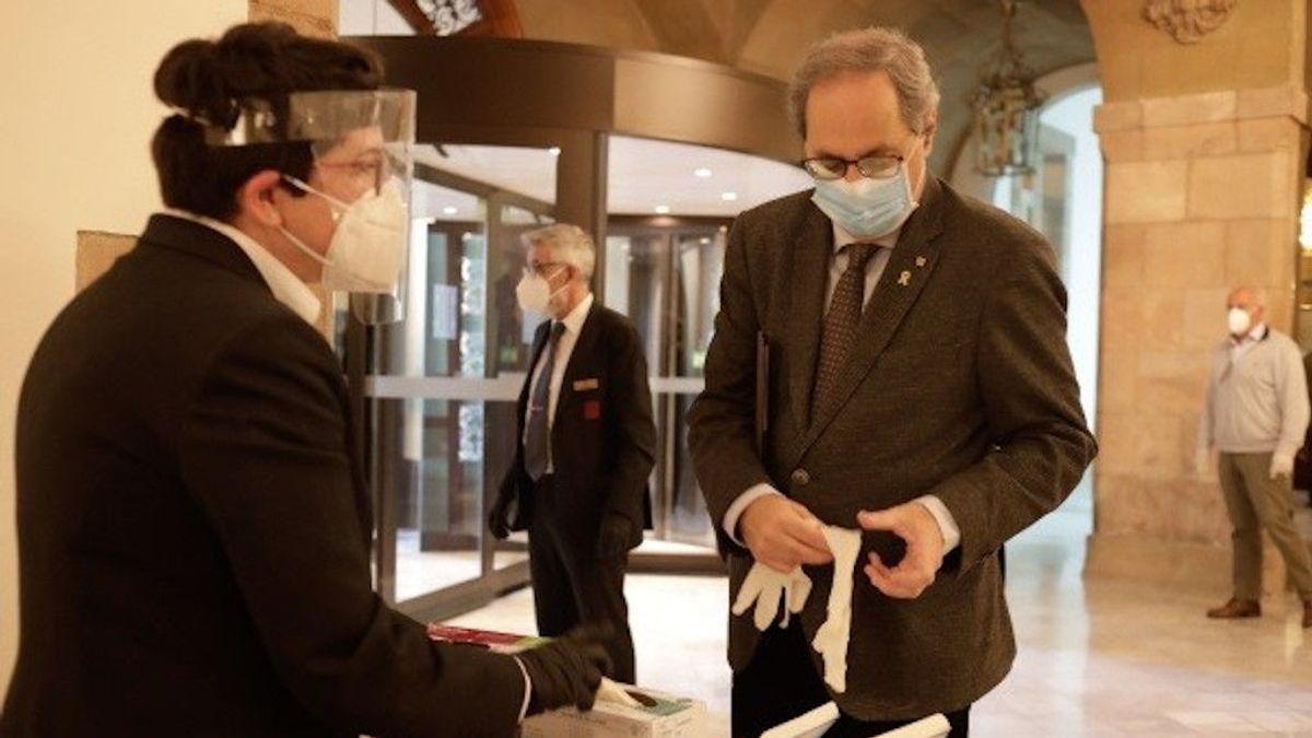 Torra, de acuerdo con Sánchez en obligar el uso de mascarillas en el transporte público Torra, de acuerdo con Sánchez en obligar el uso de mascarillas en el transporte público