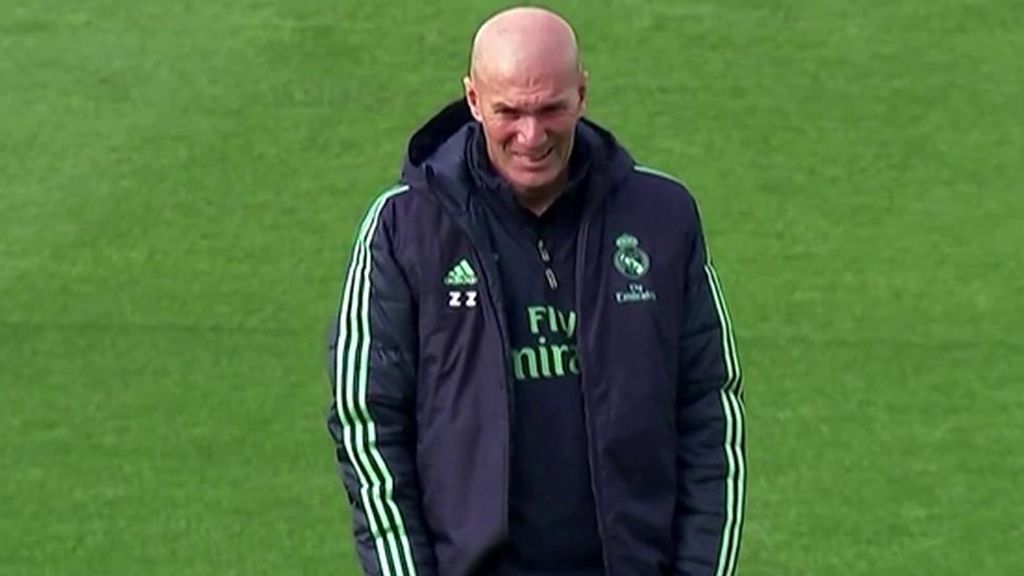 Zidane, en un entrenamiento del Real Madrid.