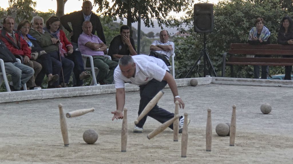 Cantabria solicita que jugar a los bolos esté permitido en la Fase 1 de desescalada Cantabria solicita que jugar a los bolos esté permitido en la Fase 1 de desescalada