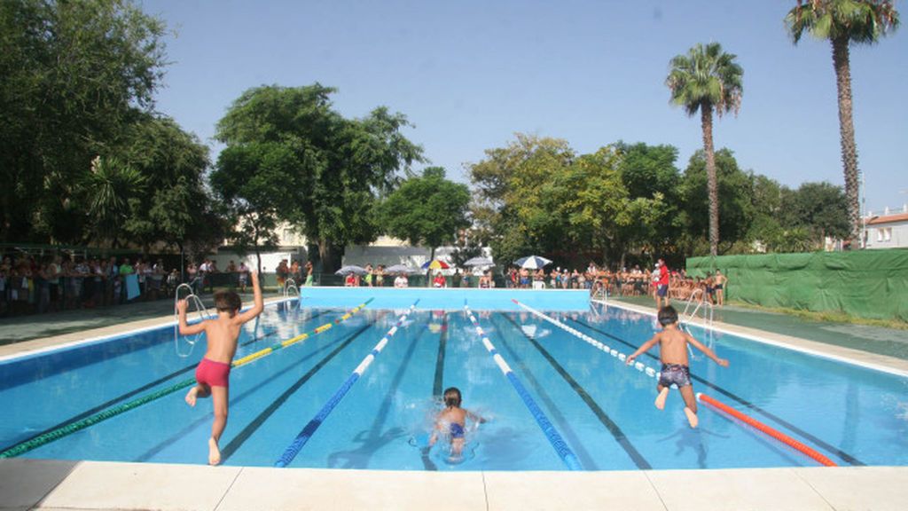 niños piscina niños piscina