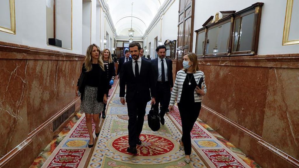 Casado llega al Congreso de los Diputados Casado llega al Congreso de los Diputados