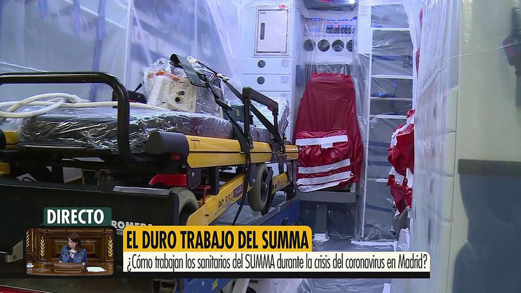 La ambulancia, completamente plastificada