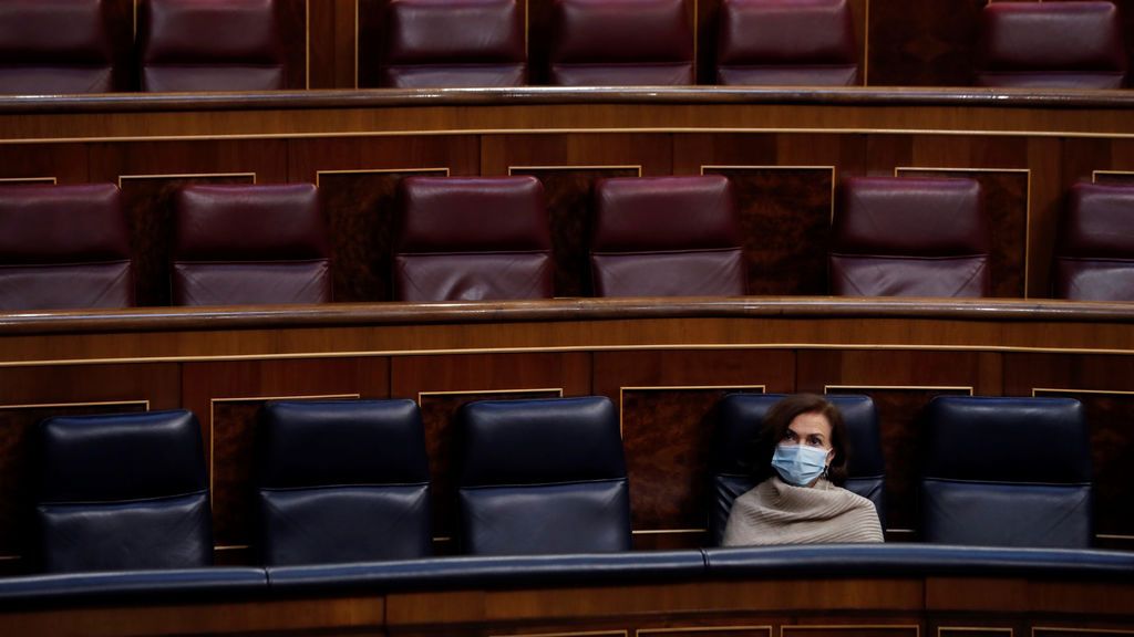 Carmen Calvo adelanta que se necesitarán "unas semanas más" de estado de alarma Carmen Calvo adelanta que se necesitarán "unas semanas más" de estado de alarma