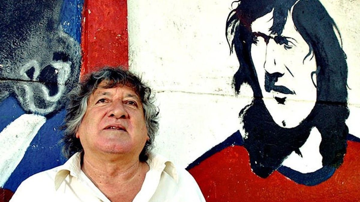 El Trinche Carlovich, en coma inducido tras sufrir el robo con violencia de su bicicleta El Trinche Carlovich, en coma inducido tras sufrir el robo con violencia de su bicicleta
