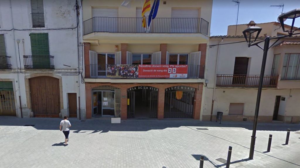 "Todo ha temblado, nos hemos despertado de golpe": un terremoto de magnitud 3,9 sacude Girona "Todo ha temblado, nos hemos despertado de golpe": un terremoto de magnitud 3,9 sacude Girona