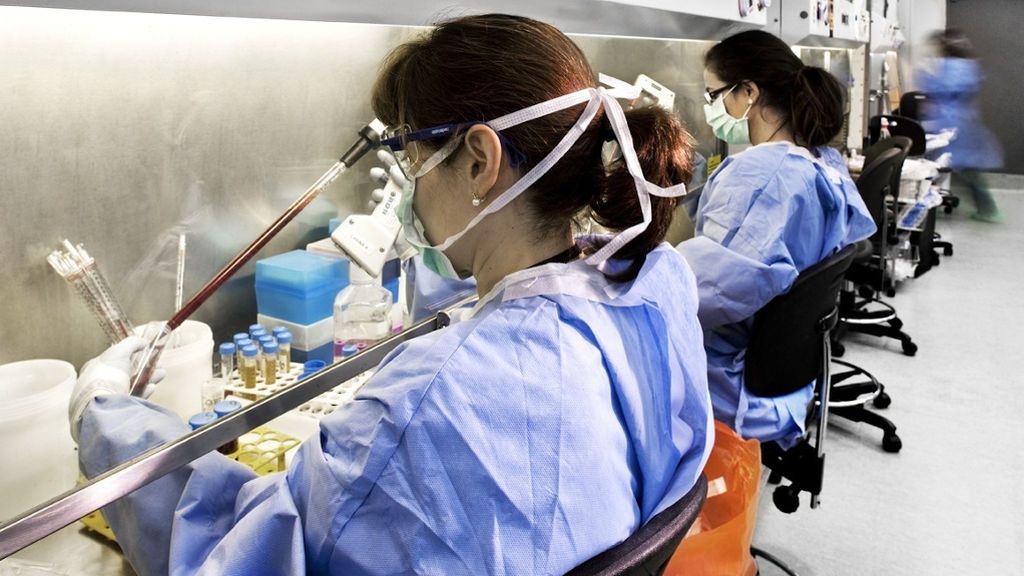 Valencia rastrea las alcantarillas para evitar rebrotes del coronavirus Valencia rastrea las alcantarillas para evitar rebrotes del coronavirus