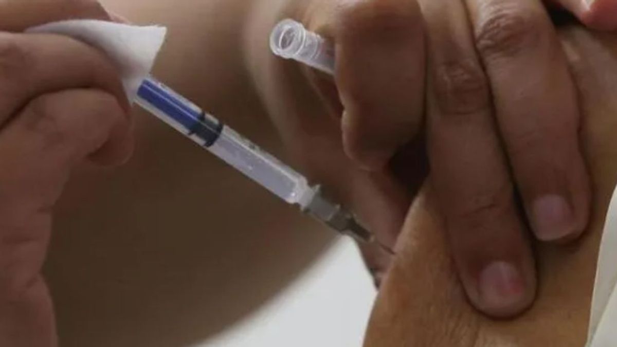 Estudian los efectos que puede tener la vacuna de gripe en infecciones provocadas por el coronavirus