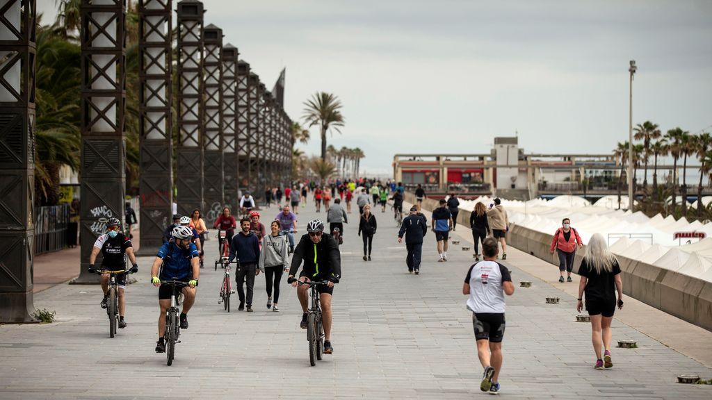 Las Comunidades Autónomas podrán modificar los horarios de salida de niños, mayores y deportistas a la calle Las Comunidades Autónomas podrán modificar los horarios de salida de niños, mayores y deportistas a la calle