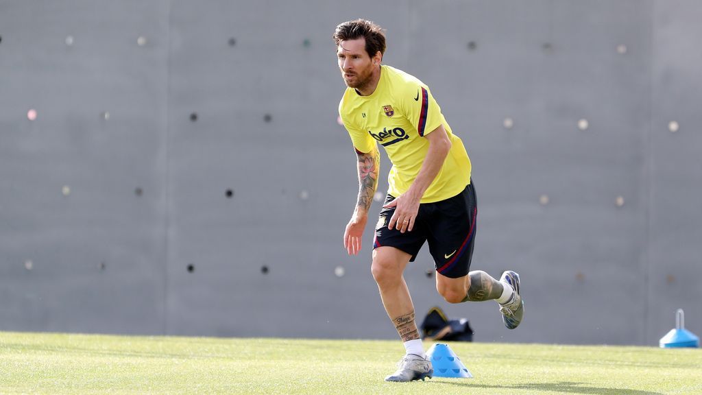 La Generalitat, crítica con los test a los futbolistas: “Da la sensación de que tienen ciertos privilegios” La Generalitat, crítica con los test a los futbolistas: “Da la sensación de que tienen ciertos privilegios”