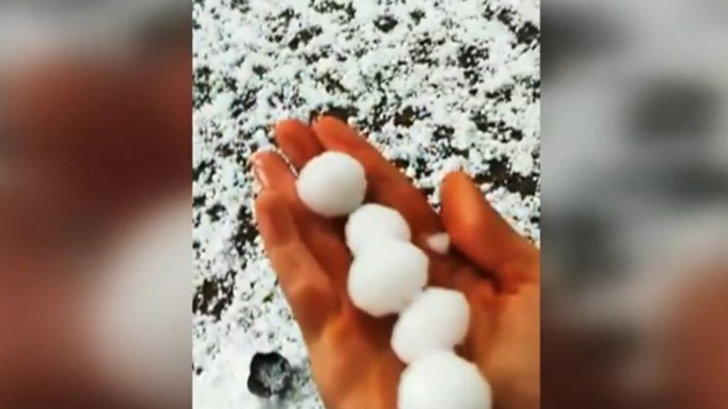 Granizo en Castellón y lluvias intensas en Cataluña