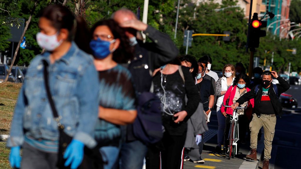 Italia reduce a 194 los muertos con coronavirus en las últimas 24 horas Italia reduce a 194 los muertos con coronavirus en las últimas 24 horas