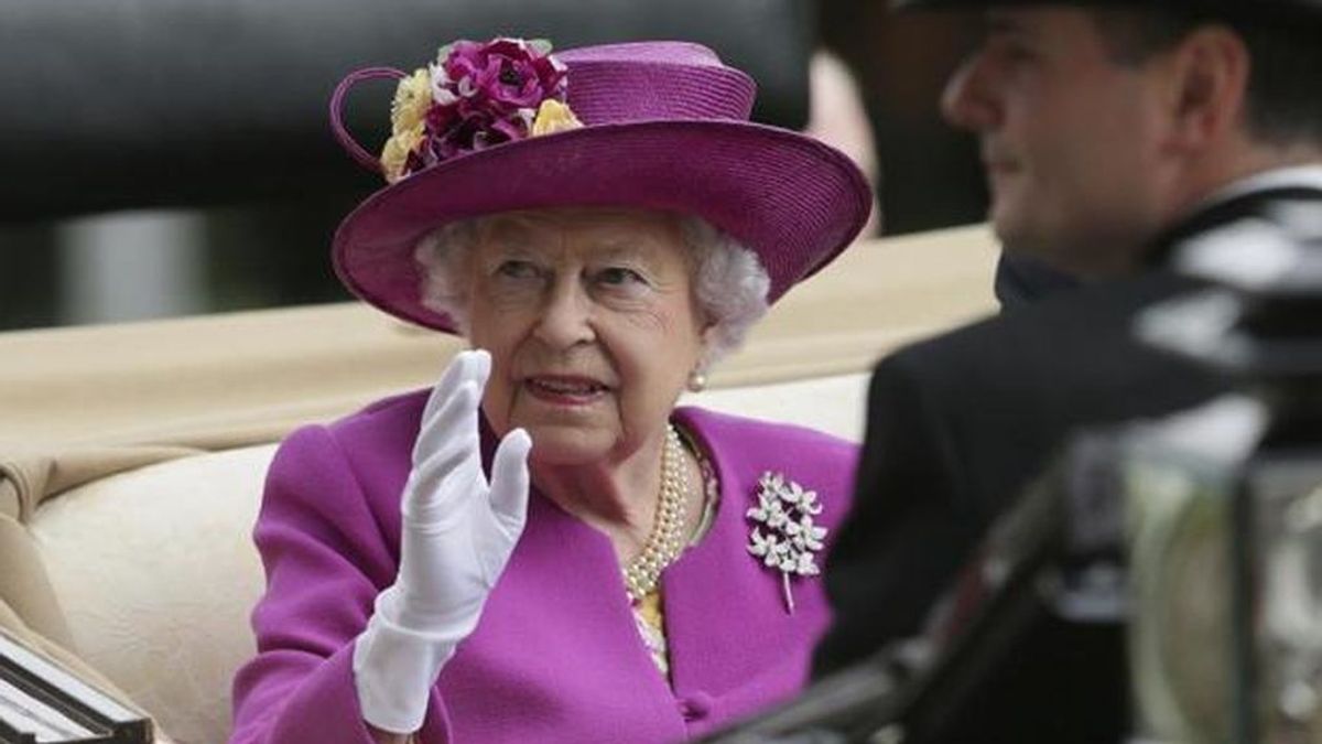 La Reina Isabel II se retira de la vida pública durante meses: permanecerá confinada en el Castillo de Windsor