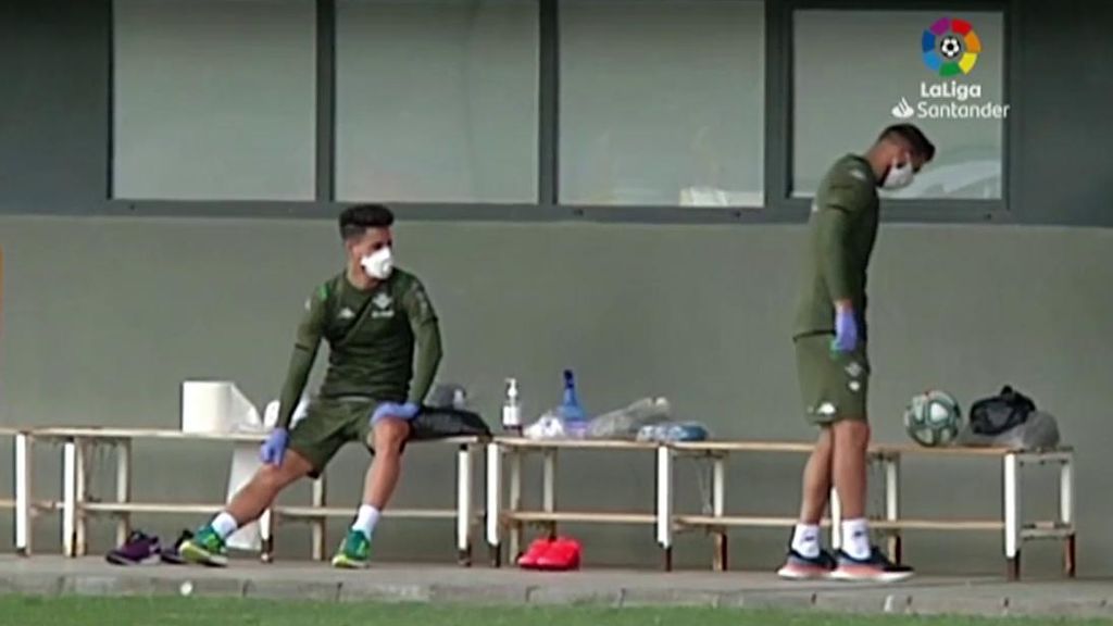 Joaquín, en el entrenamiento del Betis.