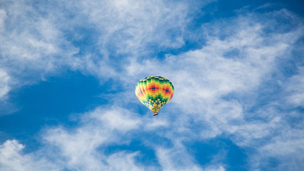 Viajar en globo, una aventura sin límite de edad