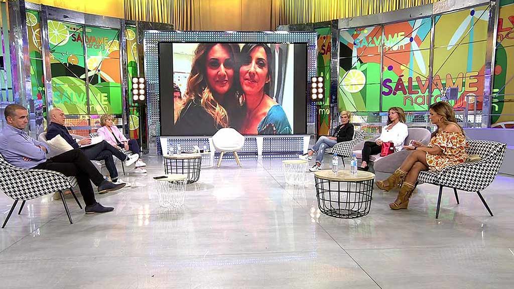 La foto de las presentadoras