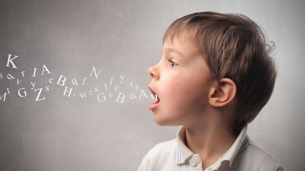 Mi hijo tiene 3 años y no habla, ¿debo llevarle a un logopeda?