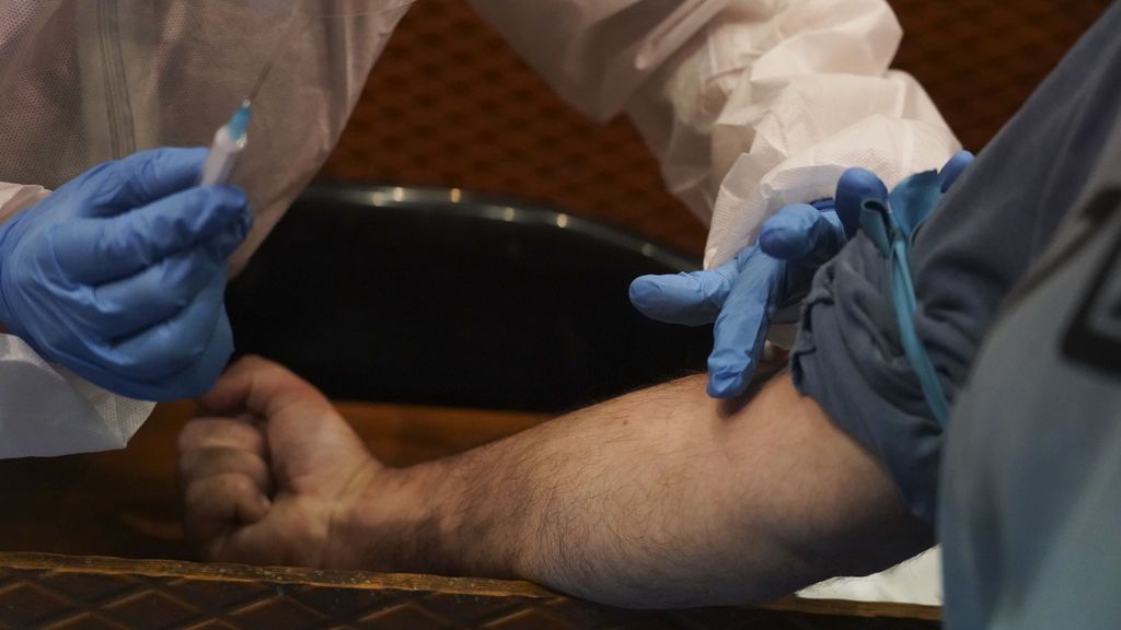 Infectados por coronavirus que no generan anticuerpos: "Que no haya anticuerpos no significa que uno no esté inmunizado" Infectados por coronavirus que no generan anticuerpos: "Que no haya anticuerpos no significa que uno no esté inmunizado"