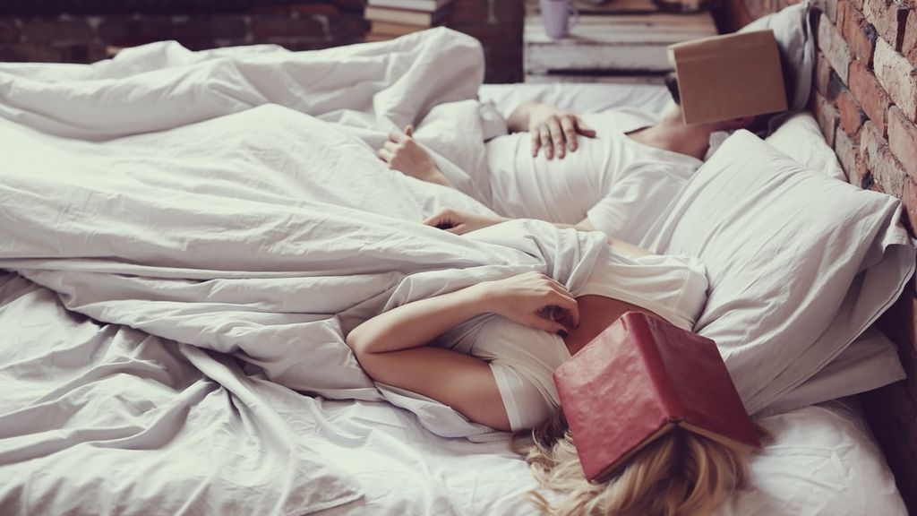 ▷ Beneficios de dormir en el suelo: ¿Es bueno para tu salud