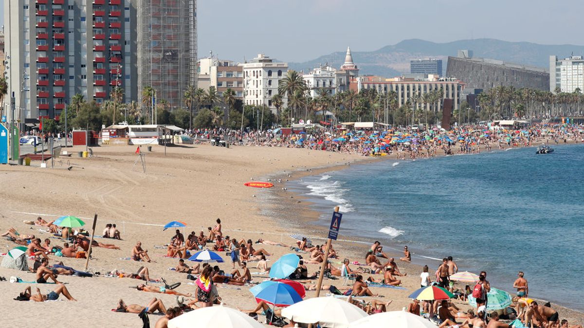 Bruselas pide explicaciones a España por permitir que las empresas no devuelvan el dinero de las vacaciones Bruselas pide explicaciones a España por permitir que las empresas no devuelvan el dinero de las vacaciones