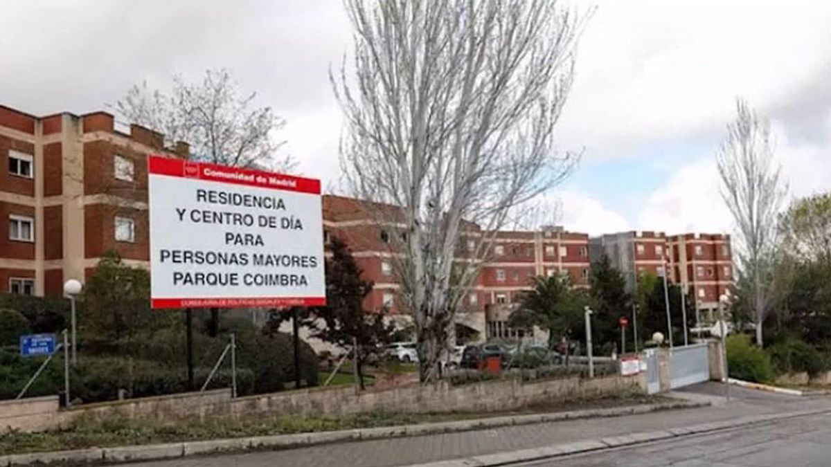 Suspenden 15 días al director de una residencia de Móstoles por ir al centro contagiado de coronavirus