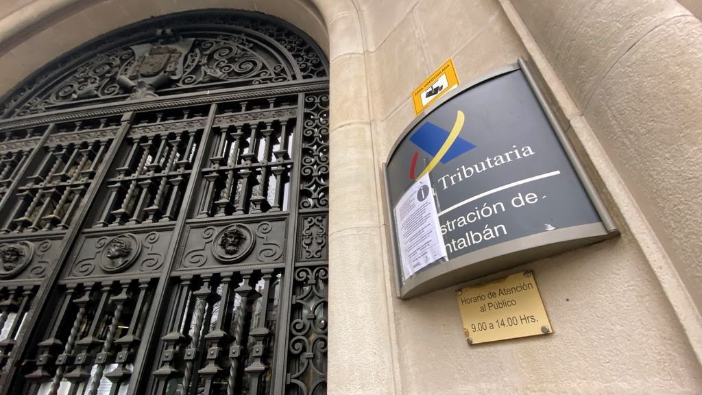Hacienda advierte de mensajes falsos de WhatsApp o Telegram para engañar a los contribuyentes Hacienda advierte de mensajes falsos de WhatsApp o Telegram para engañar a los contribuyentes