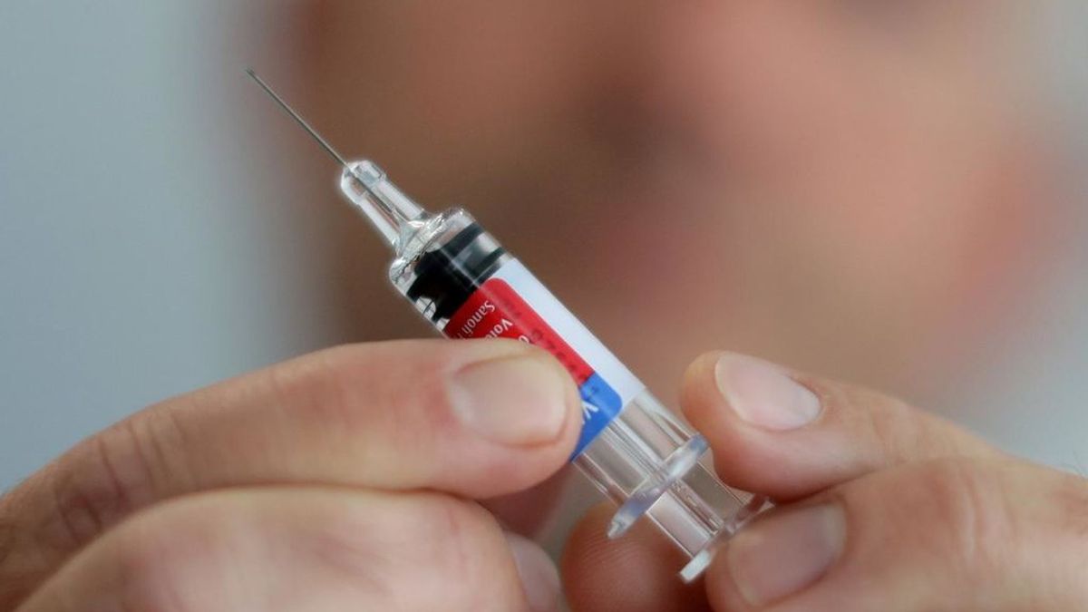 Expertos de Alemania se manifiestan en contra de la vacuna obligatoria para el COVID-19