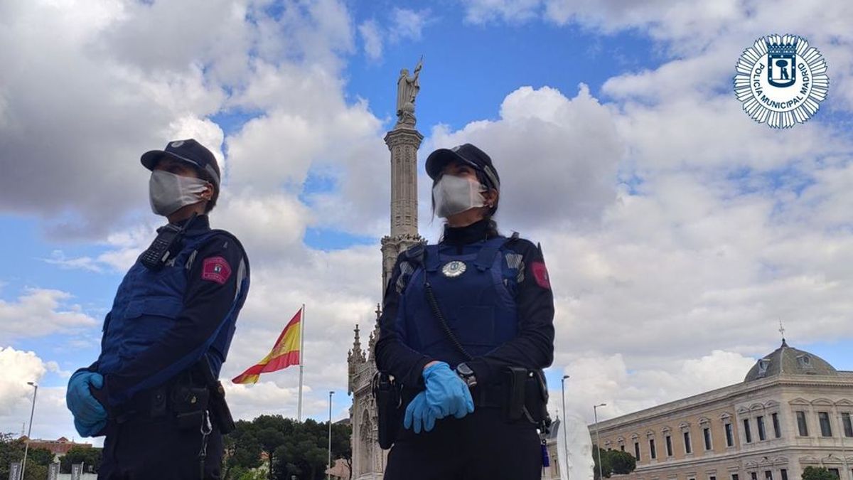 La Policía Municipal localiza 225 fiestas privadas y 13 botellones en Madrid este fin de semana La Policía Municipal localiza 225 fiestas privadas y 13 botellones en Madrid este fin de semana