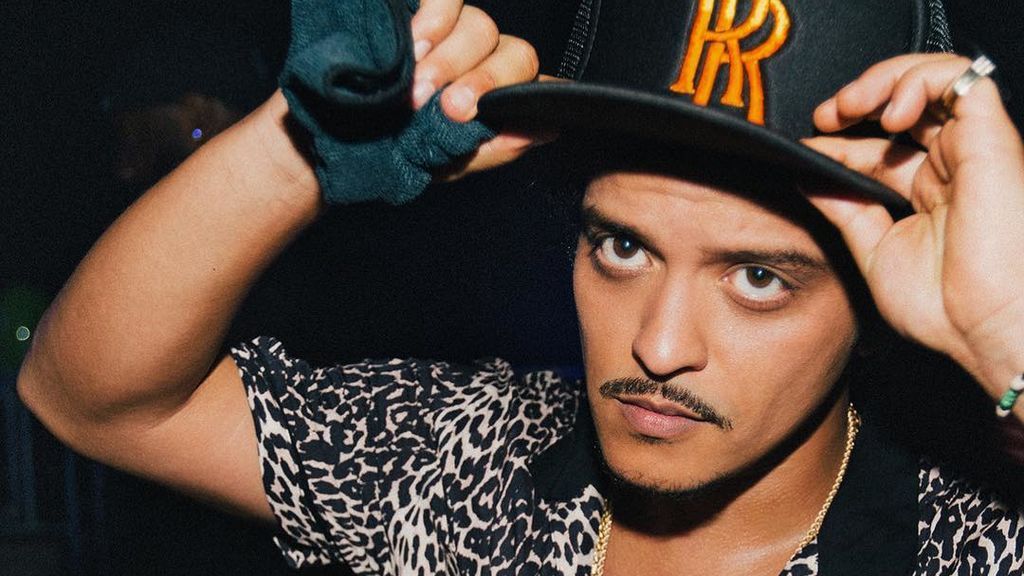 La gente cree que Bruno Mars es el hijo secreto de Michael Jackson