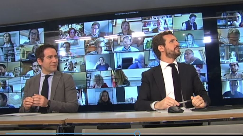 El PP cierra filas con Díaz Ayuso y acusa a Sánchez de "negociar con la salud de los españoles" El PP cierra filas con Díaz Ayuso y acusa a Sánchez de "negociar con la salud de los españoles"
