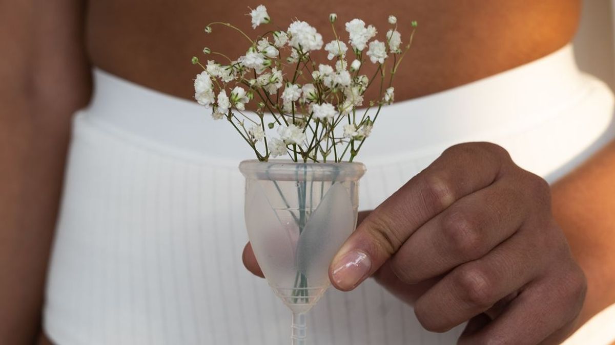 Agua, una olla y tres minutos: cómo estirilizar tu copa menstrual fácilmente