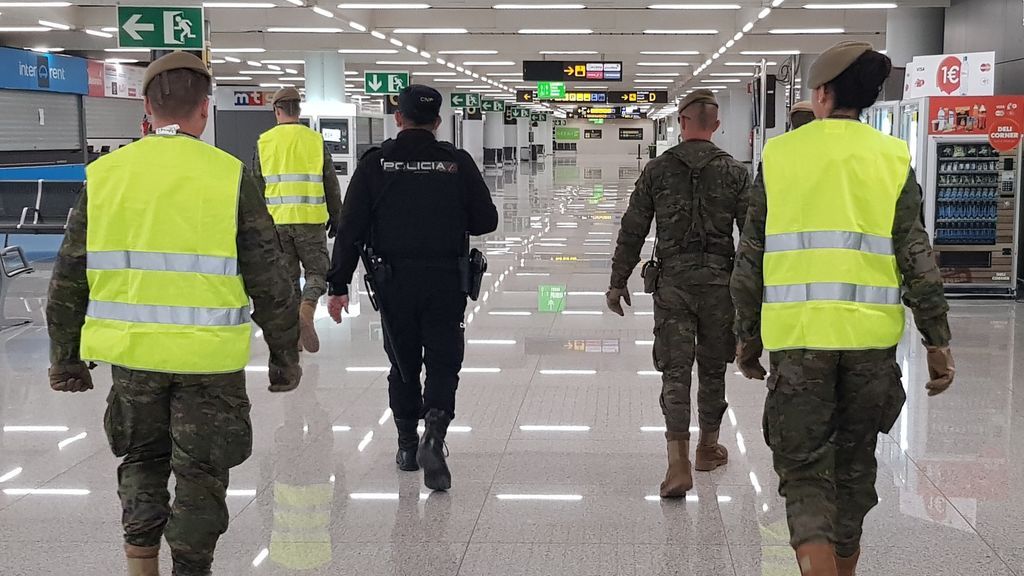 Baleares repatria a tres pasajeros alemanes que no pudieron justificar su viaje Baleares repatria a tres pasajeros alemanes que no pudieron justificar su viaje