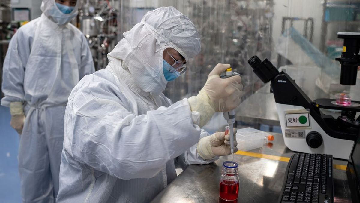 Científicos chinos estudian un nuevo medicamento que puede detener el coronavirus sin necesidad de vacuna Científicos chinos estudian un nuevo medicamento que puede detener el coronavirus sin necesidad de vacuna