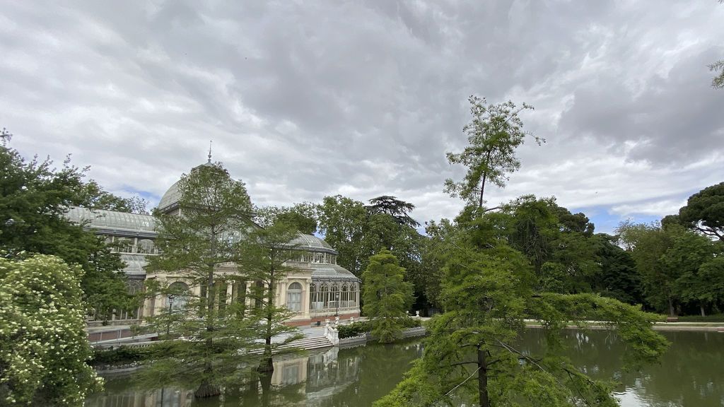 El juez respalda a Almeida; los grandes parques de Madrid seguirán cerrados porque prima "el derecho a la salud" El juez respalda a Almeida; los grandes parques de Madrid seguirán cerrados porque prima "el derecho a la salud"