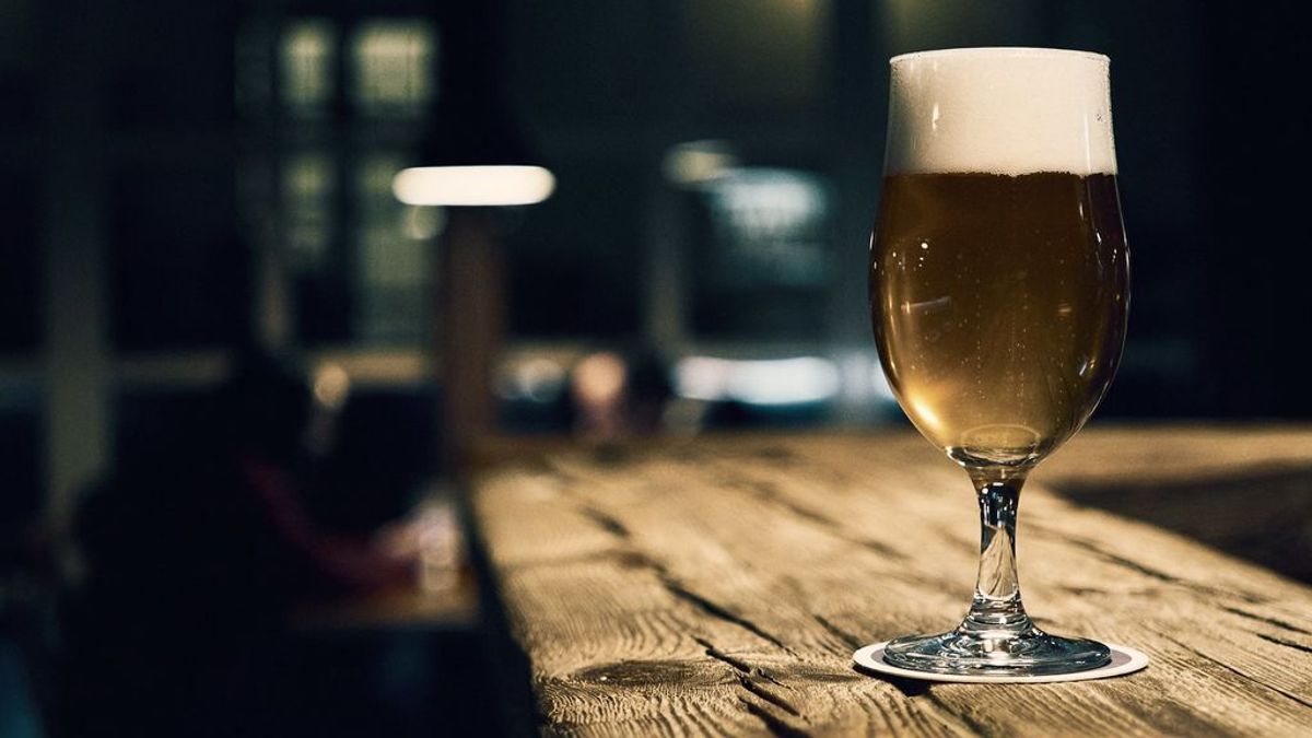 Bares y cerveza: la 'agüita amarilla' que calma la sed y ayuda a salvar el planeta