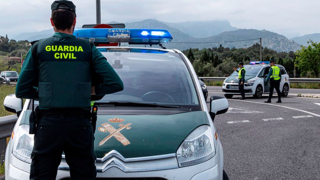 Los guardias civiles pueden visitar a su familia aunque aunque esté en otra provincia Los guardias civiles pueden visitar a su familia aunque aunque esté en otra provincia