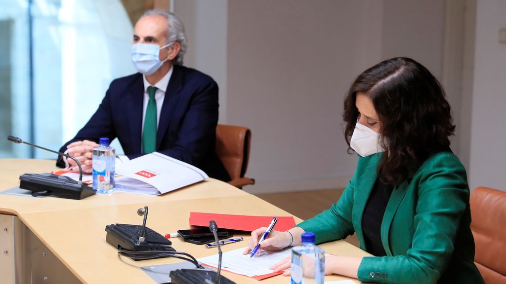 Madrid y Barcelona piden pasar a fase 1, mientras otras comunidades solicitan la fase 2 Madrid y Barcelona piden pasar a fase 1, mientras otras comunidades solicitan la fase 2