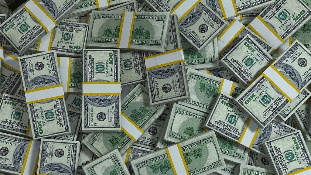 Una familia devuelve 1 millón de dólares que encontró en una calle de Estados Unidos Una familia devuelve 1 millón de dólares que encontró en una calle de Estados Unidos