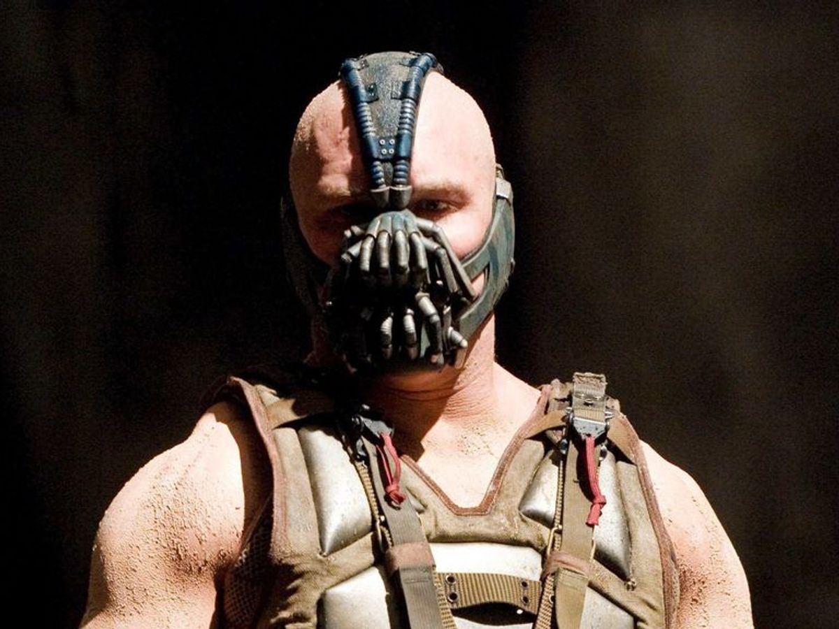 Triunfa la máscara de Bane para (no) protegerse del coronavirus - NIUS