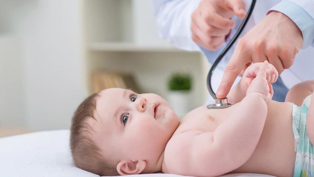 Estos son los síntomas de bronquiolitis: cuándo acudir al pediatra.