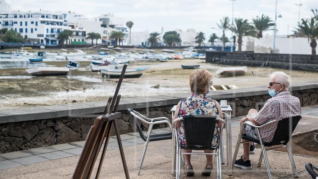 Canarias: Gran Canaria, Tenerife, Fuerteventura, Lanzarote y La Palma se suman a la fase 2 de la desescalada Canarias: Gran Canaria, Tenerife, Fuerteventura, Lanzarote y La Palma se suman a la fase 2 de la desescalada
