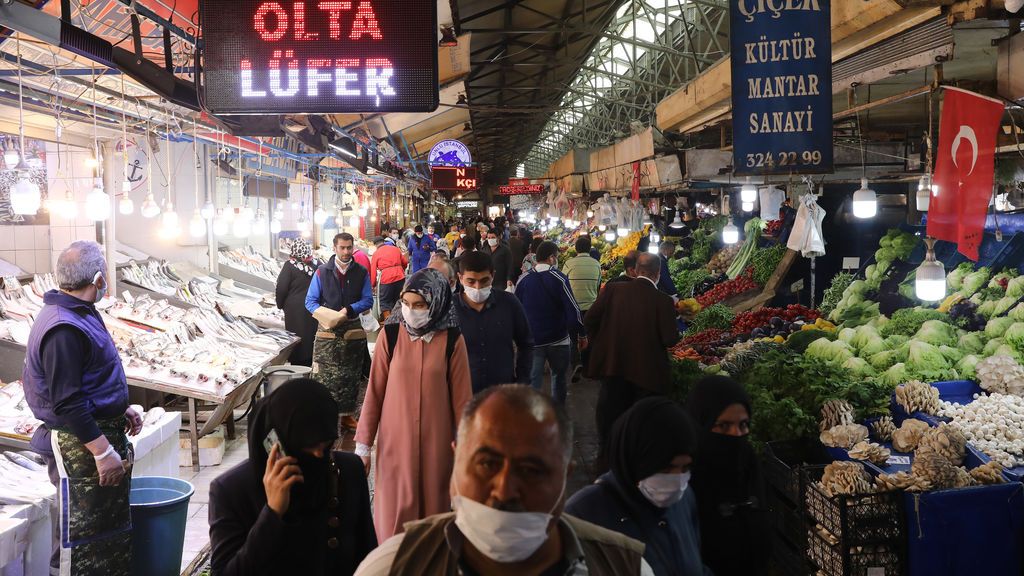 Maquina para desinfectar bolsas de la compra en Turquía