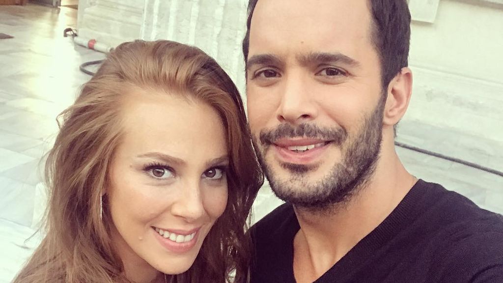 Elçin Sangu y Barış Arduç