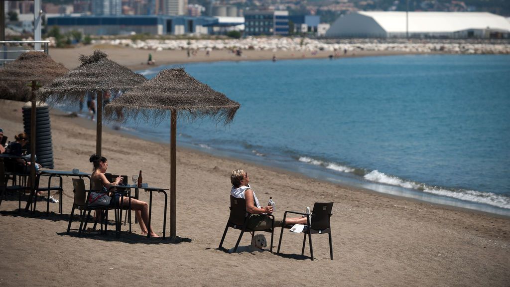 Sanidad mantiene a Málaga y Granada en Fase 1 y permite el pase a Fase 2 del resto de Andalucía Sanidad mantiene a Málaga y Granada en Fase 1 y permite el pase a Fase 2 del resto de Andalucía