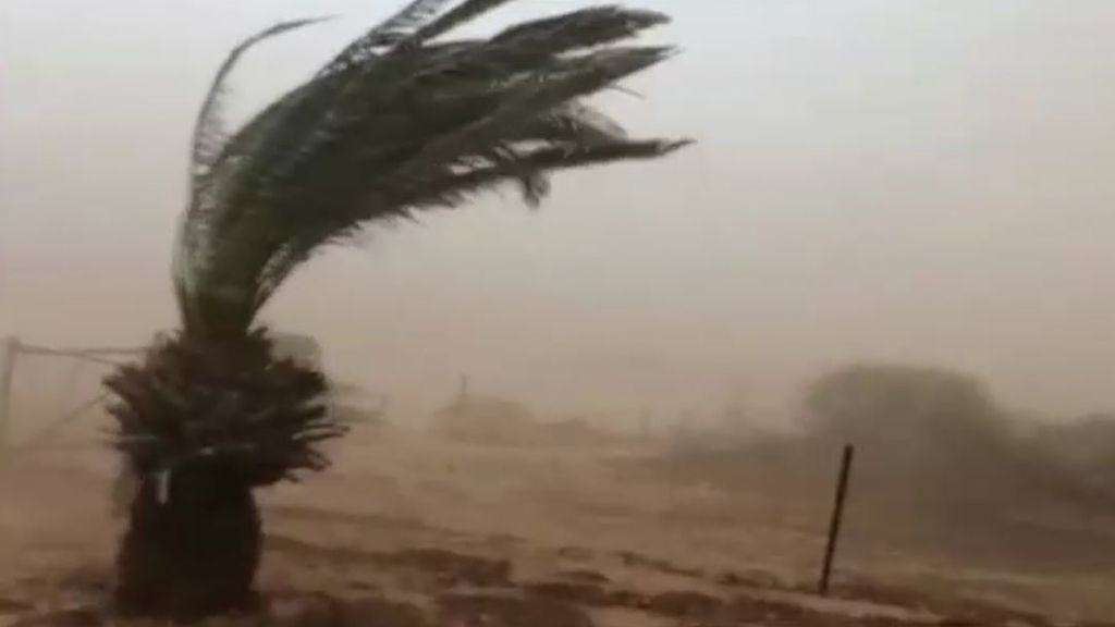 Australia Occidental se prepara para afrontar una de las peores tormentas