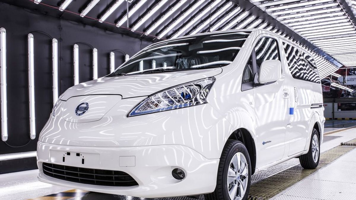 El Gobierno asegura que a Nissan le saldrá más caro irse que continuar fabricando en España El Gobierno asegura que a Nissan le saldrá más caro irse que continuar fabricando en España