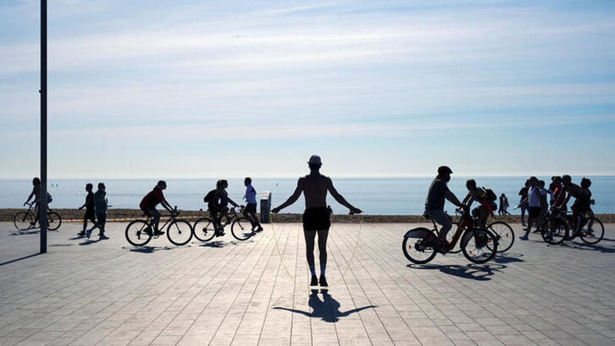 Barcelona también abrirá las playas para pasear de 20 a 23 horas