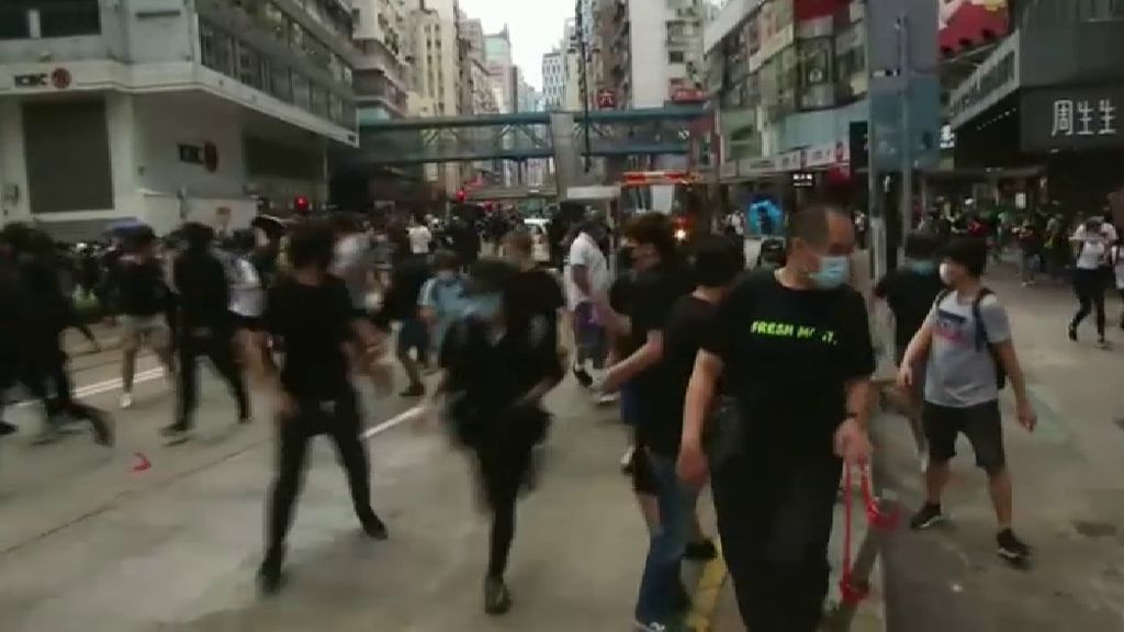 La tensión vuelve a las calles de Hong Kong