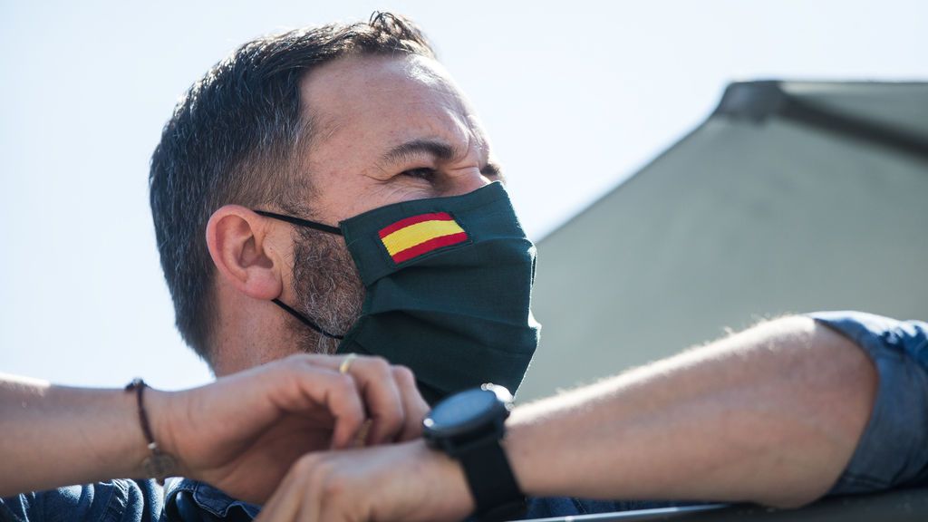 Santiago Abascal en la mnifestación de coches contra el gobierno Santiago Abascal en la mnifestación de coches contra el gobierno