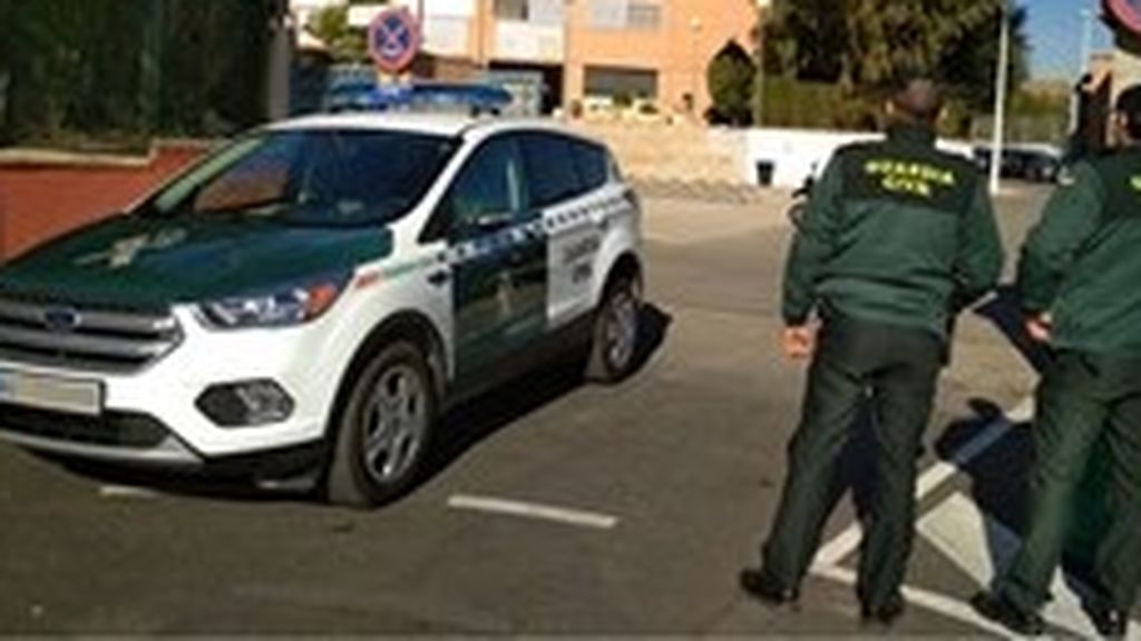 Investigado en Granada por ahorcar a su perro de raza peligrosa tras morderle un dedo Investigado en Granada por ahorcar a su perro de raza peligrosa tras morderle un dedo